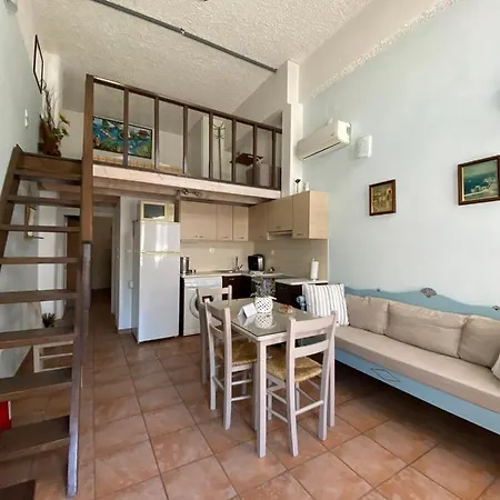 Apartment Patra's Andros Town